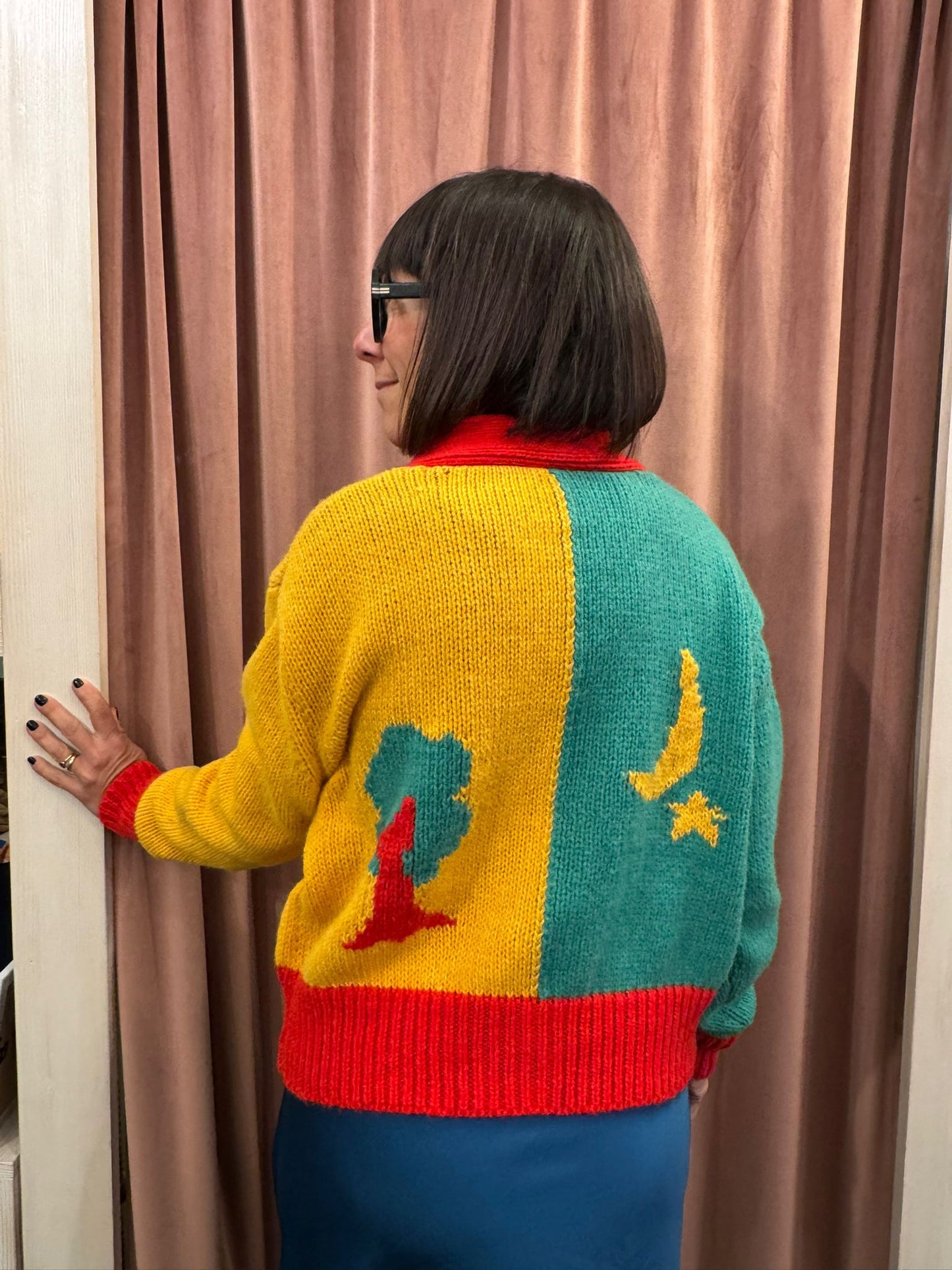 CARDIGAN GRANNY