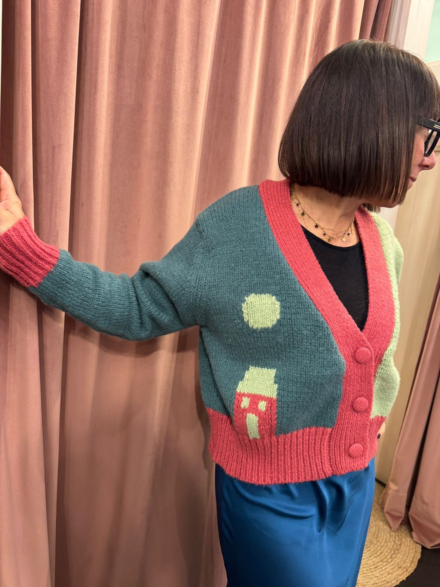 CARDIGAN GRANNY